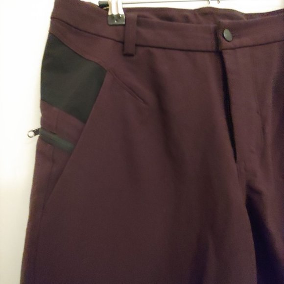 Lululemon Mens Chino Athletic Shorts Eggplant/Black Size 32 - Picture 2 of 13